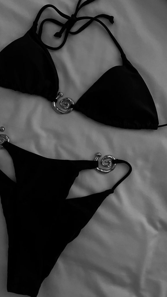 ملابس داخلية