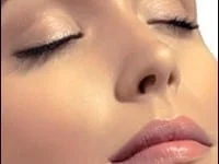 طريقة تجميل البشرة بالفواكة الطبيعية الرمان